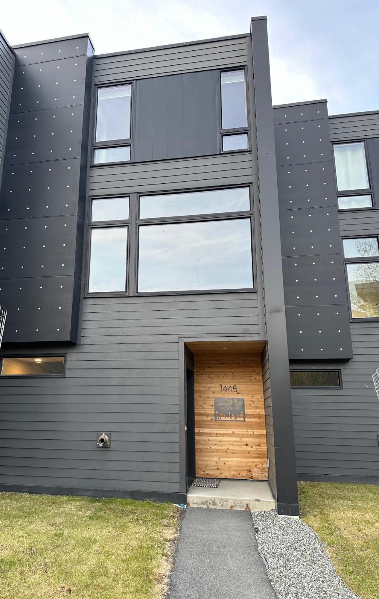 Bootlegger'S Nest Villa Anchorage Exterior photo